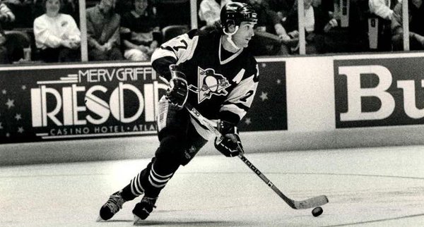 Photo of legendary Penguins defenseman Paul Coffey. 