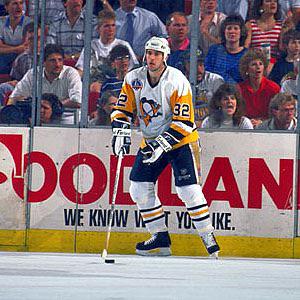 Photo of former Pittsburgh Penguins defenseman Peter Taglianetti.