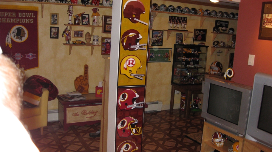 Photo of a Washington Redskins man cave 2.