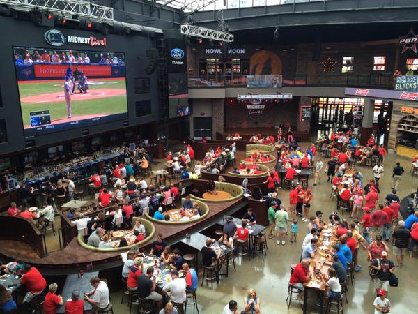 Photo of Midwest Live at Ballpark Village.