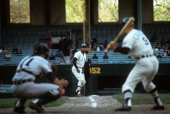 Photo of former White Sox great Sandy Alomar.